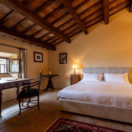 Hotel Palazzo Viviani Castello Di Montegridolfo Zewnętrze zdjęcie