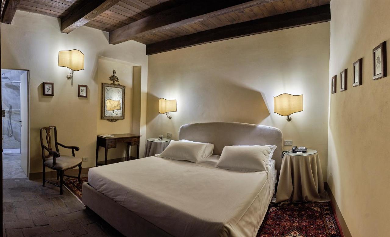 Hotel Palazzo Viviani Castello Di Montegridolfo Zewnętrze zdjęcie