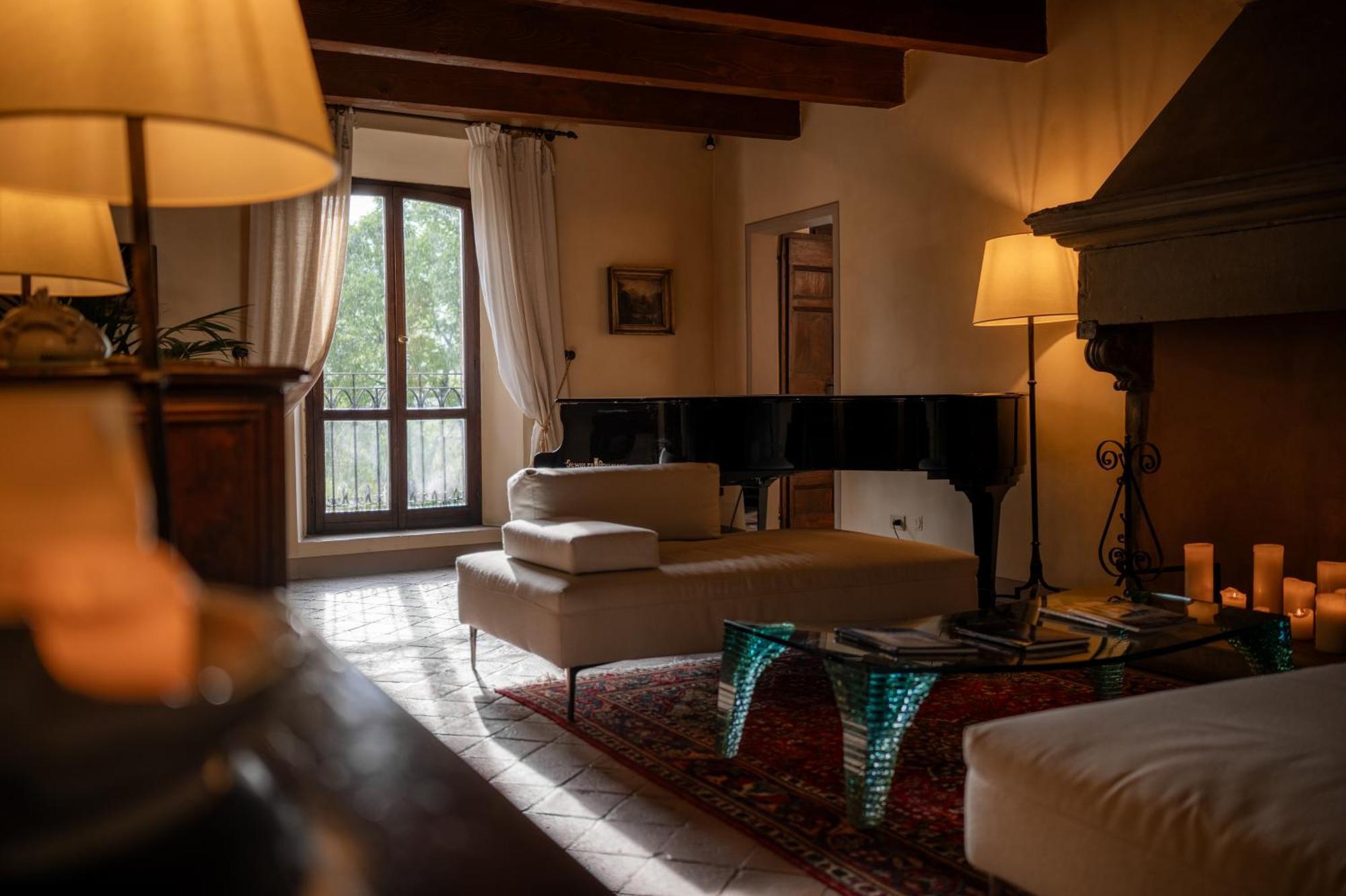 Hotel Palazzo Viviani Castello Di Montegridolfo Zewnętrze zdjęcie